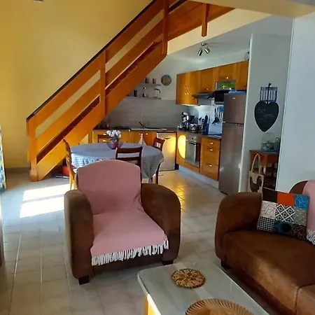 Maison Proche Du Port بيت للعطل ميشيرس سور جيغوند